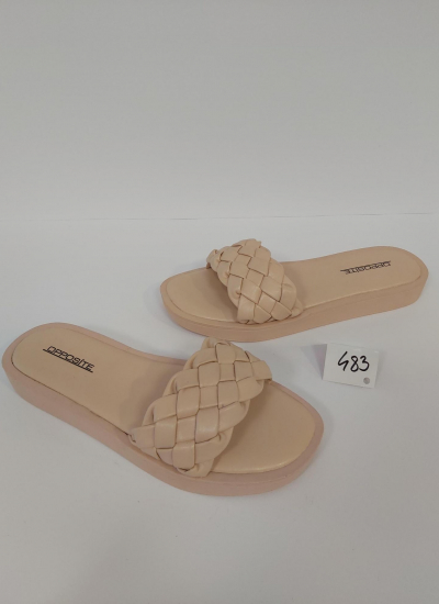 Women Slippers and Mules LP065622