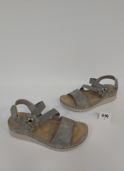Women sandals LS020569