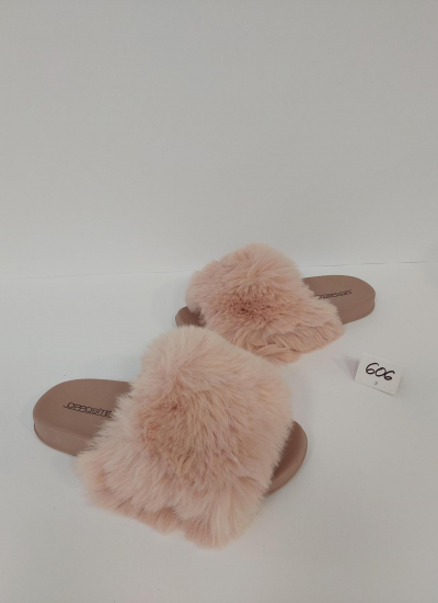 Women Slippers and Mules LP020354