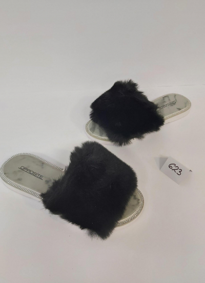 Women Slippers and Mules LP055950