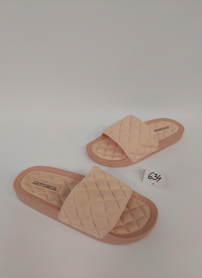 Women Slippers and Mules LP065625