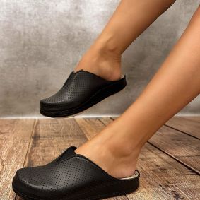 Plain color women clogs E436 - BLACK