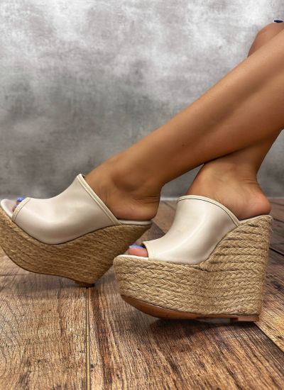 Women Slippers and Mules E473 - BEIGE