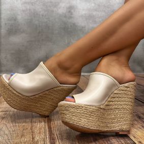 Women Slippers and Mules E473 - BEIGE