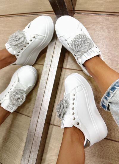 Women sneakers E520 - WHITE