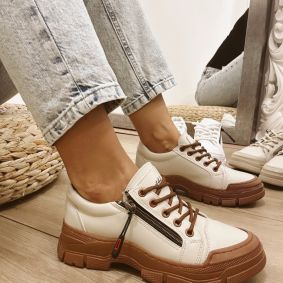 Women sneakers E562 - BEIGE