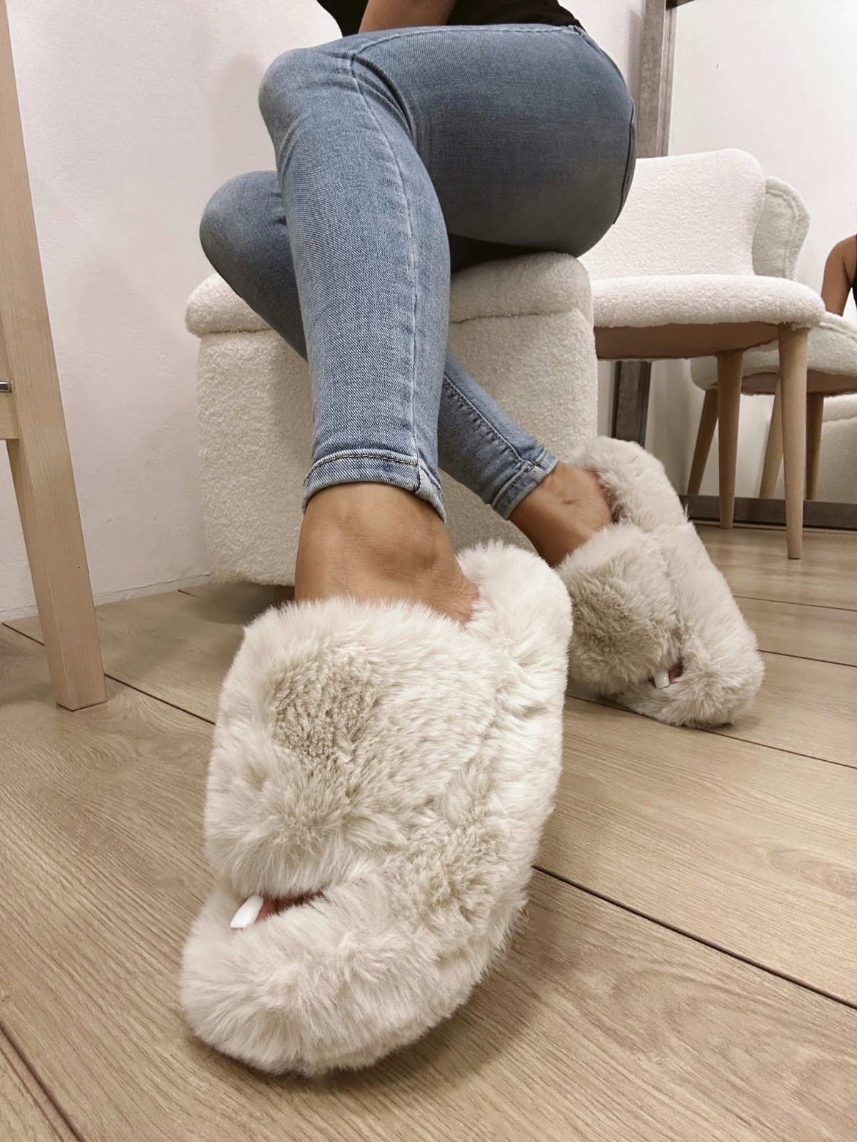 Home slippers E588 - LIGHT BEIGE