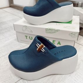 Kožne klompe F020 - PLAVA