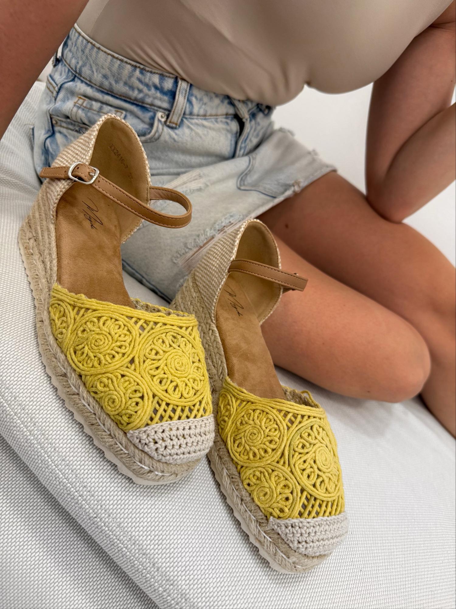 Ženske espadrile F195 - SA VEZOM - ŽUTA