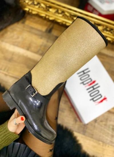 STRASS WATERPROOF RUBBER BOOT WITH BELT - BLACK / GOLD