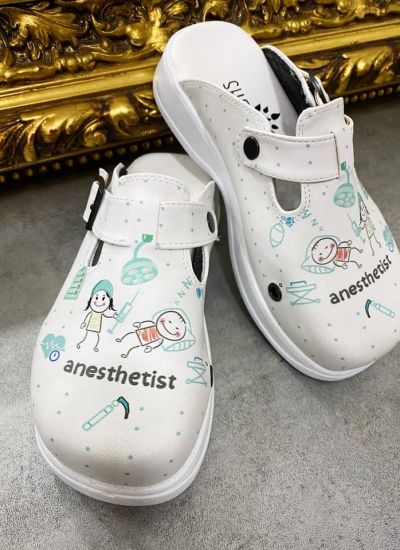 Patterned women clogs ANESTHESIOLOGIST - WHITE