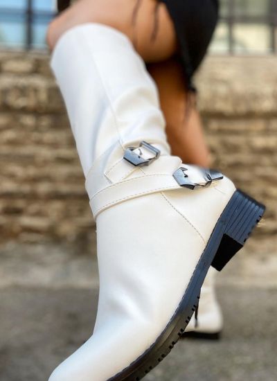 HIGH BOOTS WITH BELTS - WHITE