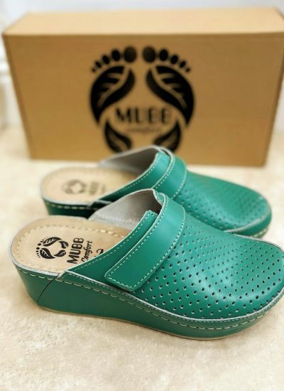 HIGH LEATHER CLOGS WITH VELCRO BAND - GREEN