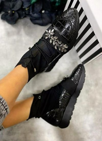 CROC SPORT ANKLE BOOTS WITH ORNAMENTS - BLACK