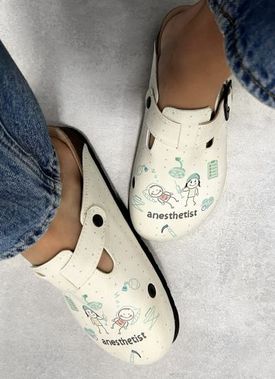 Patterned women clogs A062 - MEDICAL - WHITE