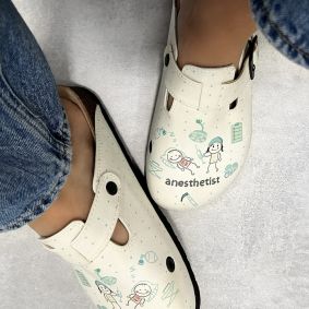 Patterned women clogs A062 - MEDICAL - WHITE