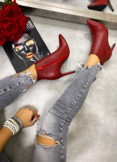 STRIPED SPIKE ANKLE BOOTS WITH THIN HEEL - RED/BLACK