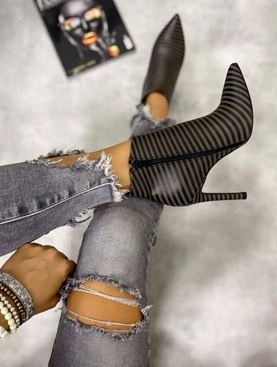 STRIPED SPIKE ANKLE BOOTS WITH THIN HEEL - BLACK/GRAY