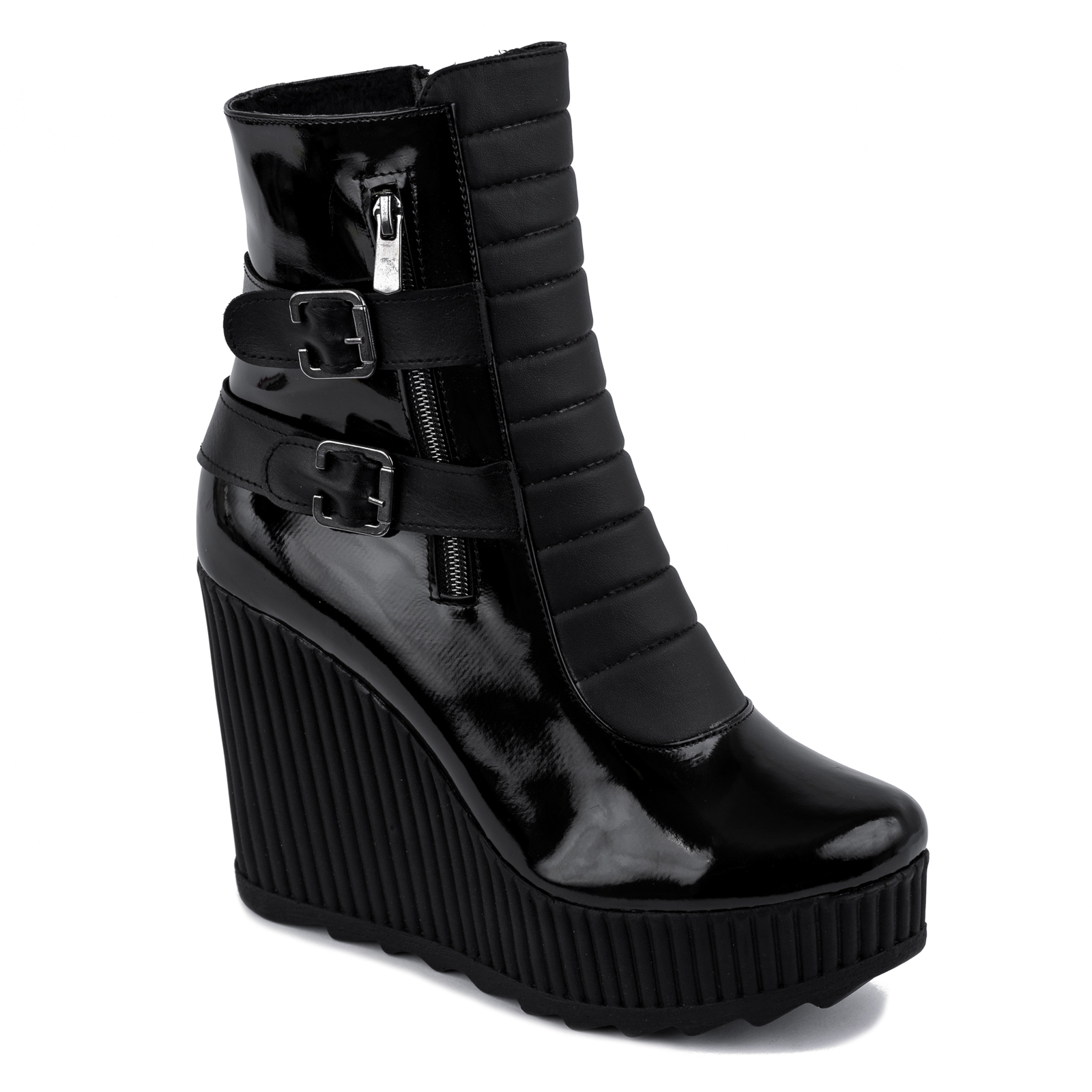 PATENT ANKLE BOOTS WITS BELTS - BLACK