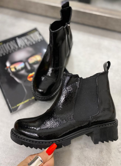 PATENT FLAT ANKLE BOOTS WITH RUBBER - BLACK