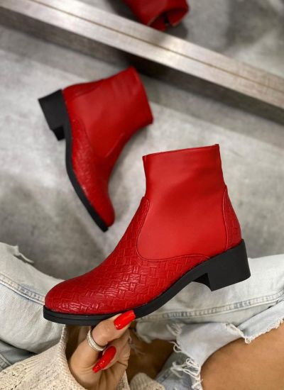ANKLE BOOTS WITH LOW BLOCK HEEL - RED