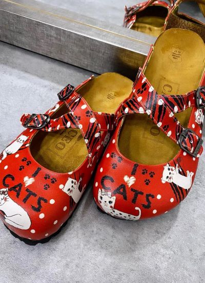 Patterned women clogs A077 - CAT - RED