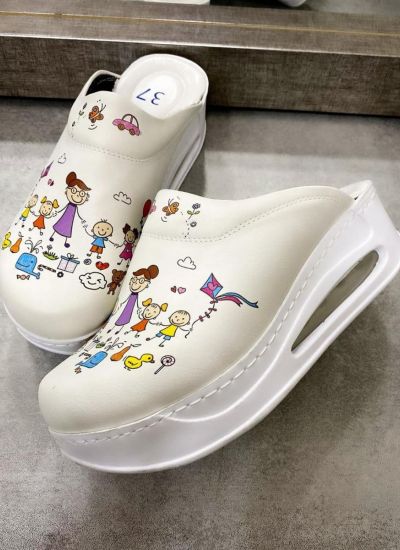 Patterned women clogs AIRMAX EDUCATOR - WHITE