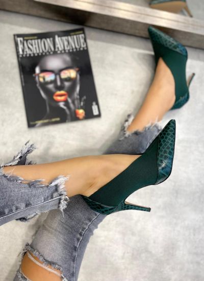 CROC POINTED SHOES WITH THIN HEEL - GREEN