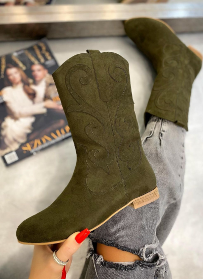 VELOUR FLAT COWGIRL BOOTS WITH EMBRODERY -  OLIVE