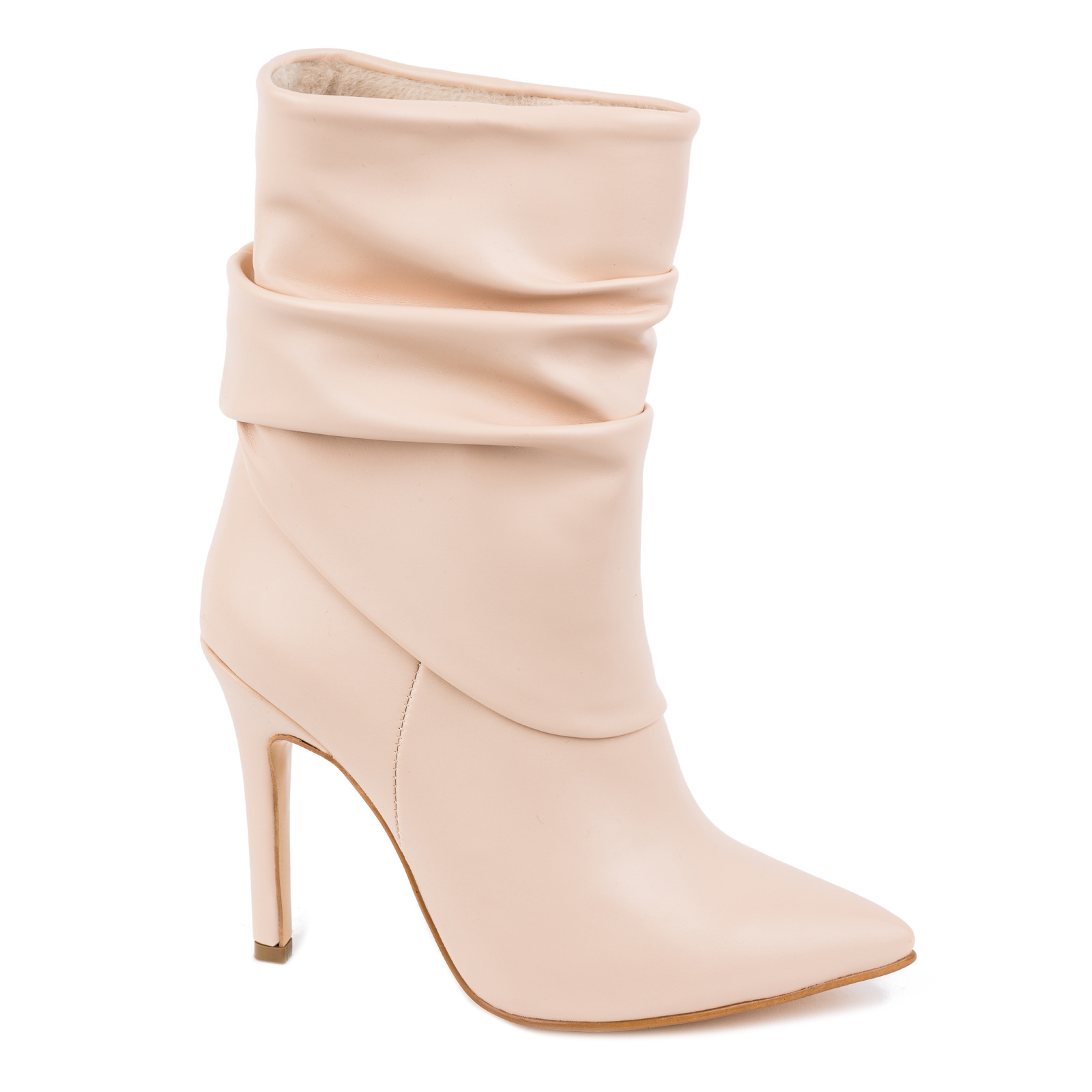 POINTED WRINKLED ANKLE BOOTS WITH THIN HEEL - BEIGE