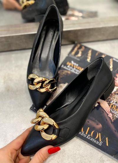 POINTED FLATS WITH CHAIN - BLACK