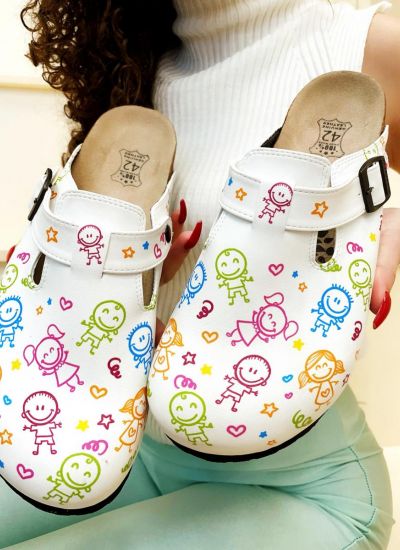 Patterned women clogs KIDS TIME - WHITE