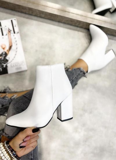 POINTED ANKLE BOOTS WITH BLOCK HEEL - WHITE