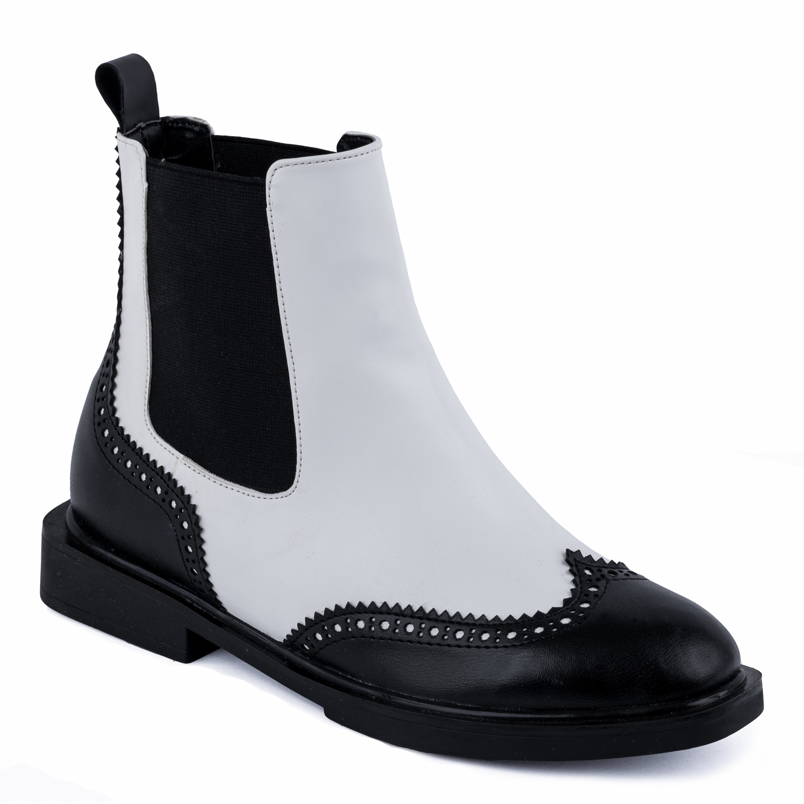 FLAT ANKLE BOOTS WITH RUBBER - BLACK/WHITE