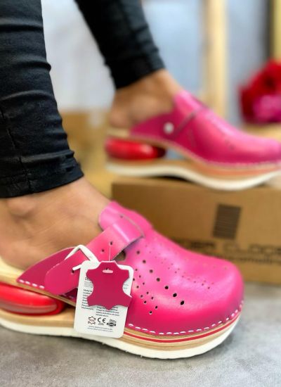 AIR LEATHER CLOGS WITH BELT - PINK