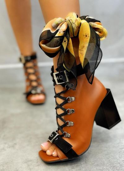 PEEP TOE ANKLE BOOTS WITH BELTS AND BLOCK HEEL - CAMEL