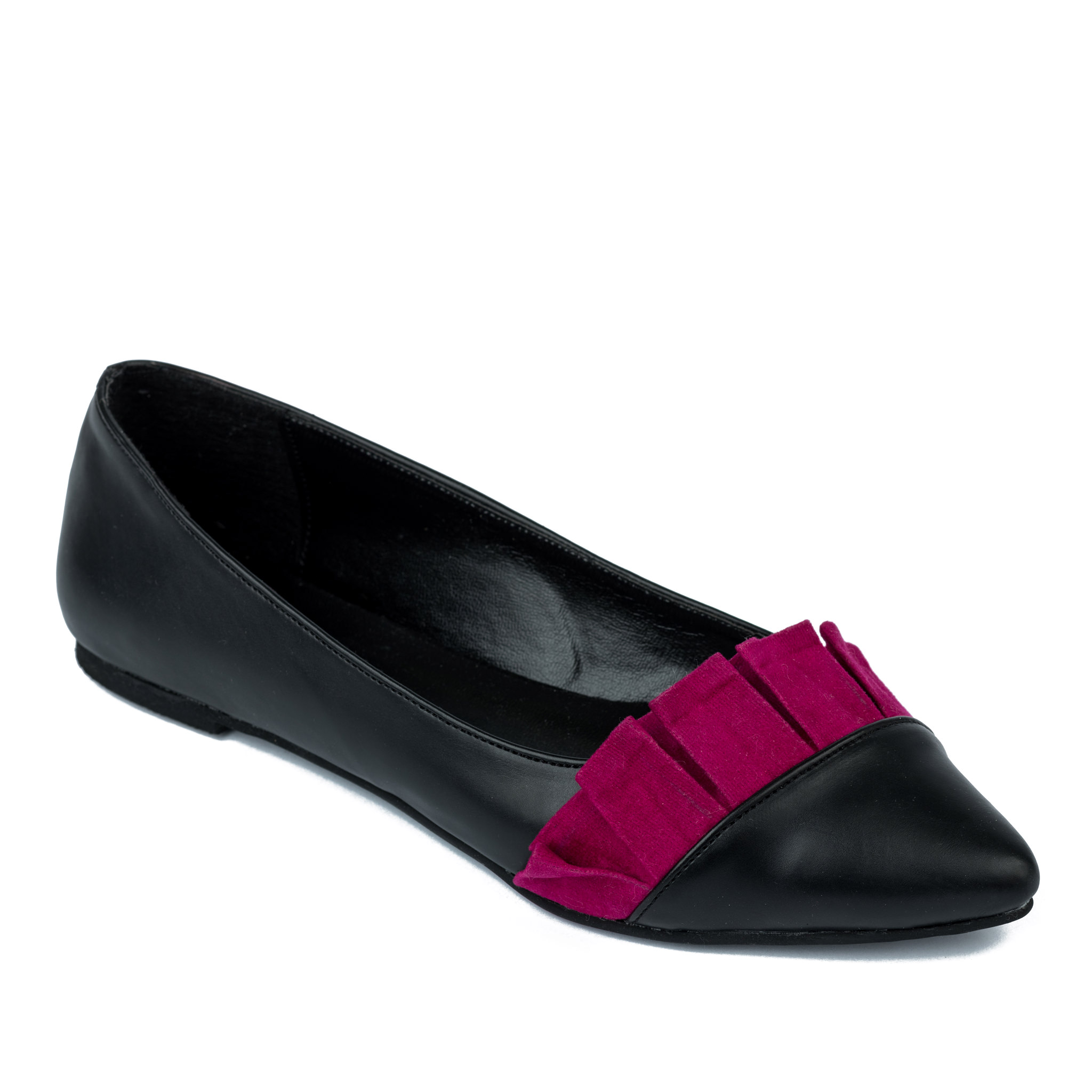POINTED FLATS - BLACK