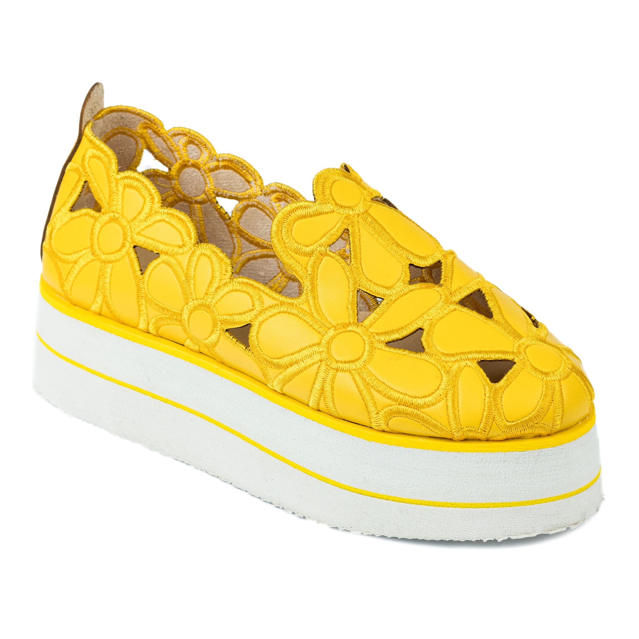 SHOES WITH HIGH SOLE AND FLOWER PRINT - YELLOW