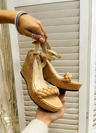KNITTED WEDGE SANDALS - BEIGE